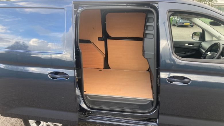 Ford Transit Connect 240 L2 Diesel 2.0 EcoBlue 122ps Limited Van Auto